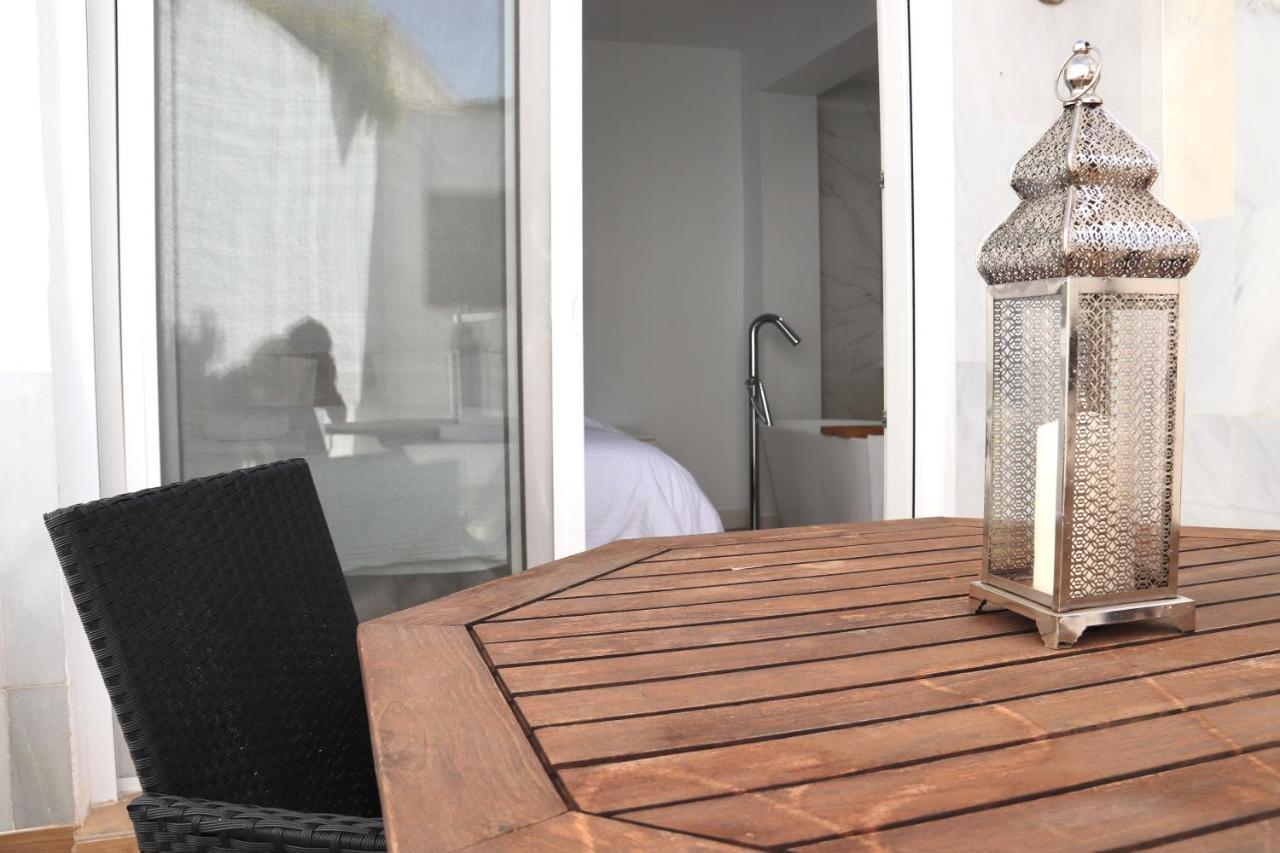 Karibu Beach & Pool Marbella Exterior photo