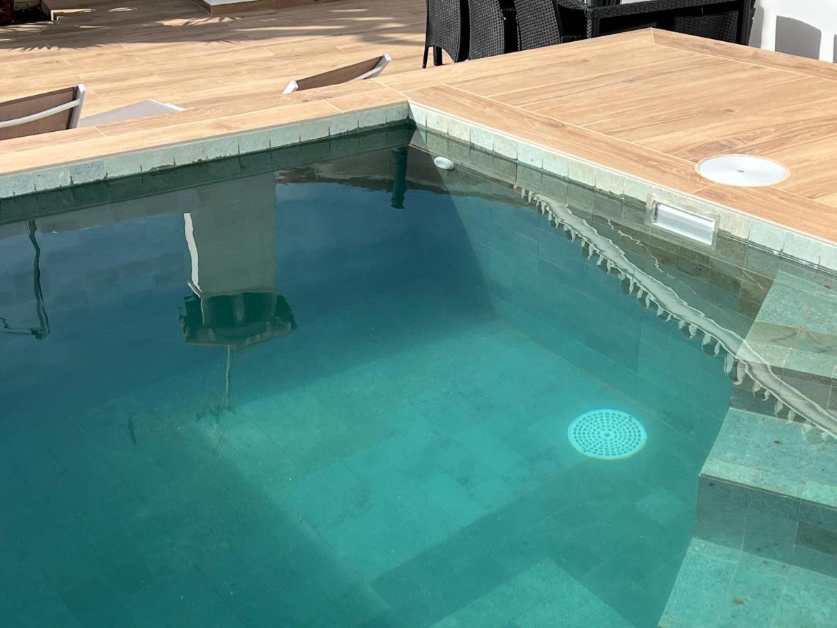 Karibu Beach & Pool Marbella Exterior photo